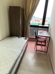 Simsville (D14), Condominium #580233531